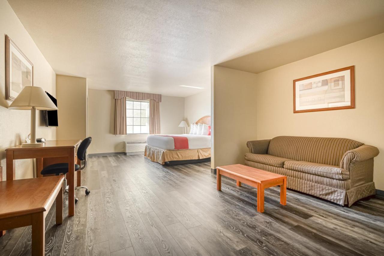 Oyo Townhouse Wichita Falls West المظهر الخارجي الصورة