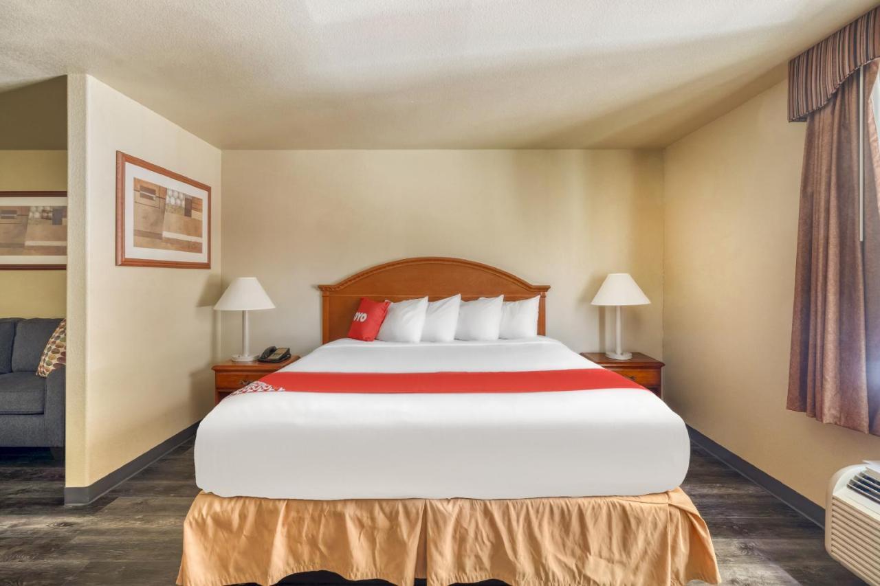 Oyo Townhouse Wichita Falls West المظهر الخارجي الصورة